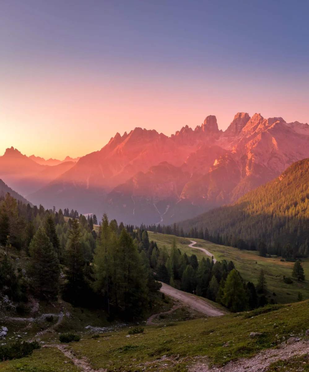 Zwykły Chłopak Chciał kupić wyposażenie domu. Przypadkowo Odkrył 1 Dziwny Sposób, Przez Który Sprzedawcy Go Nienawidzą.