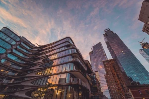 Czy żeby budować dom potrzebne są studia?